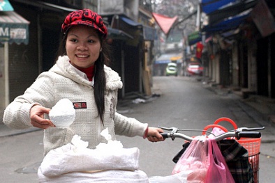 Nhà văn hóa lý giải tục “Đầu năm mua muối…”